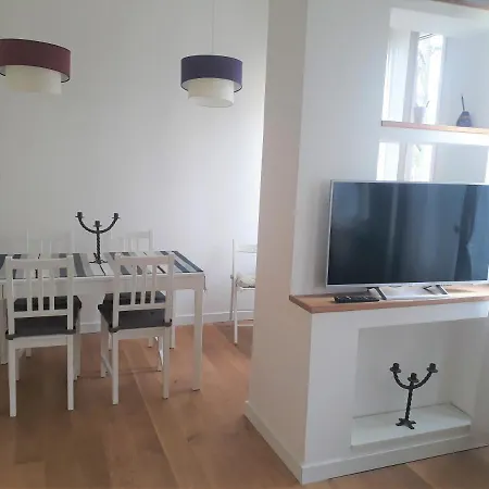 Modern, Spacious And Bright In Rome