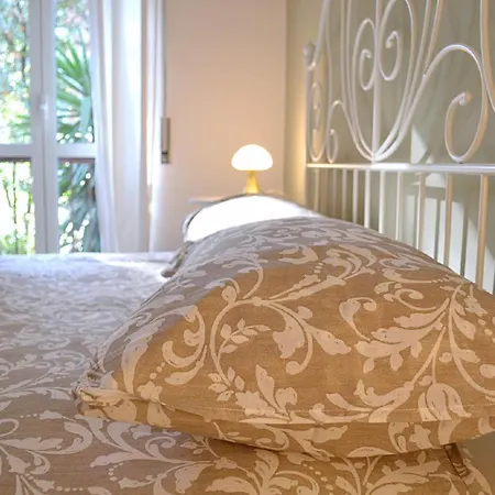 Modern, Spacious And Bright In * Rome